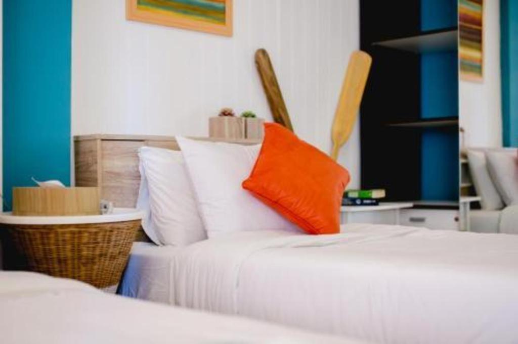 Anchor Boutique House Hotel Patong Exterior photo
